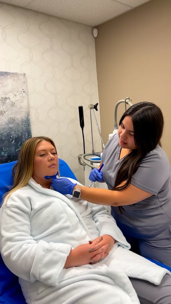 A treatment session being filmed at AspireMD